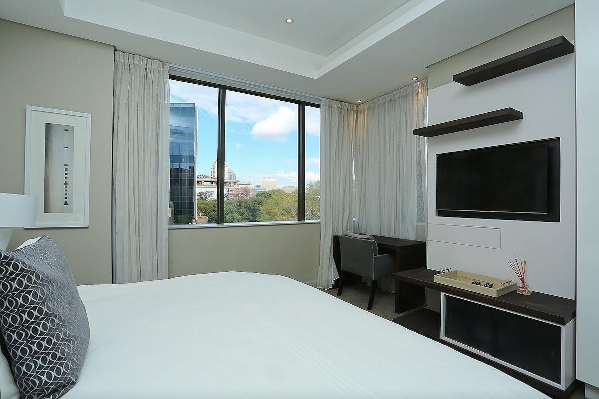 Sandton Skye Johannesburg Luxury Apartment Exterior photo